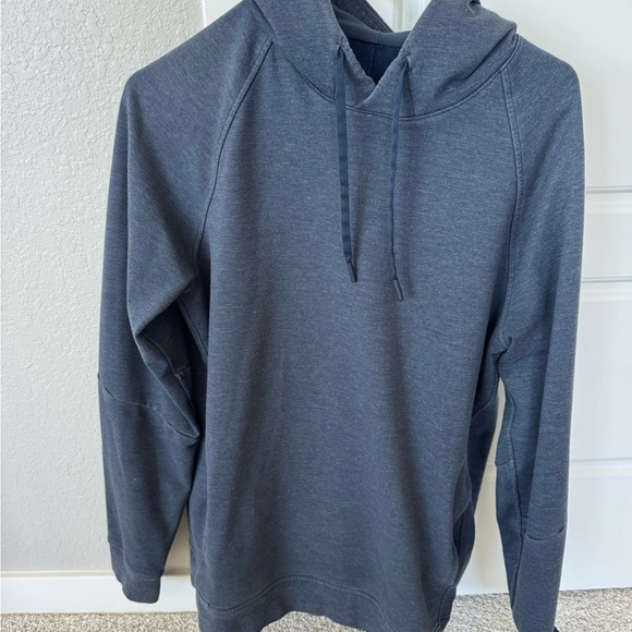 Men's Lululemon hoodie - Picture 1 of 3